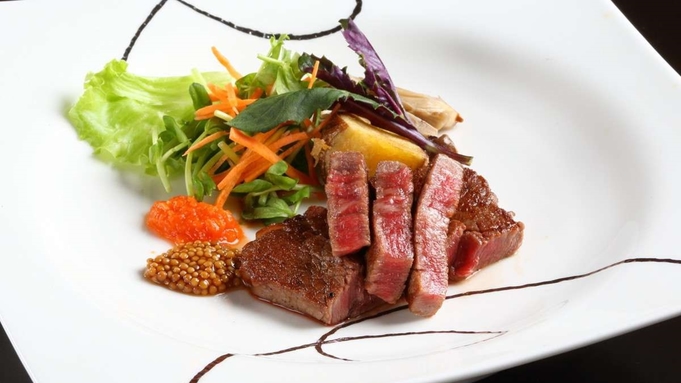 【個室食確約】高千穂牛「ヒレ」×「サーロイン」ステーキ食べ比べプラン　日本一の和牛をご堪能